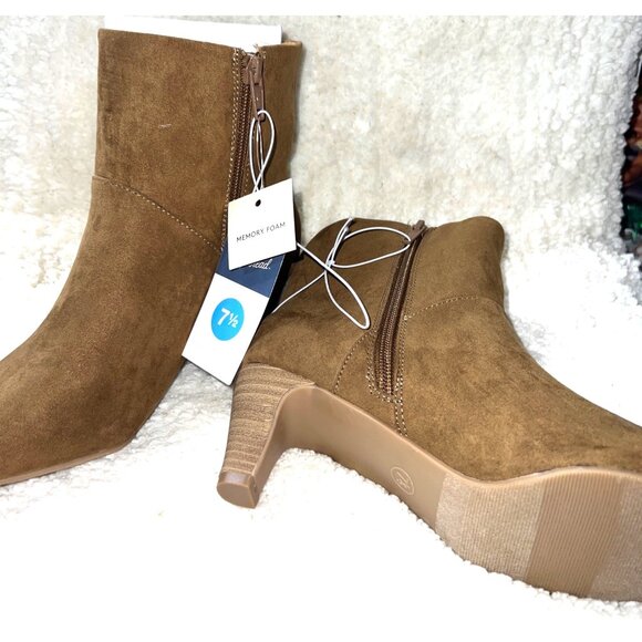 Brown Suede Pointed-Toe Ankle Boots With Memory Foam & Side Zipper Size 7.5 - Picture 1 of 4